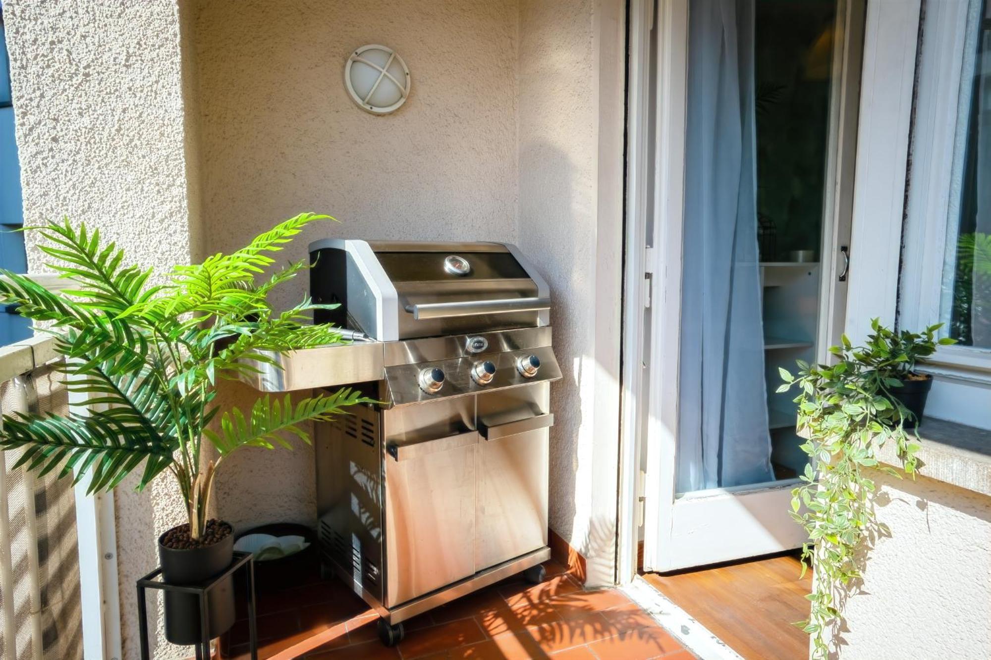 The Big Muenster Fuer Bis Zu 12, Whirlpool, Sauna, Zentral, Tischfussball, Balkon, Gasgrill Ulma Esterno foto